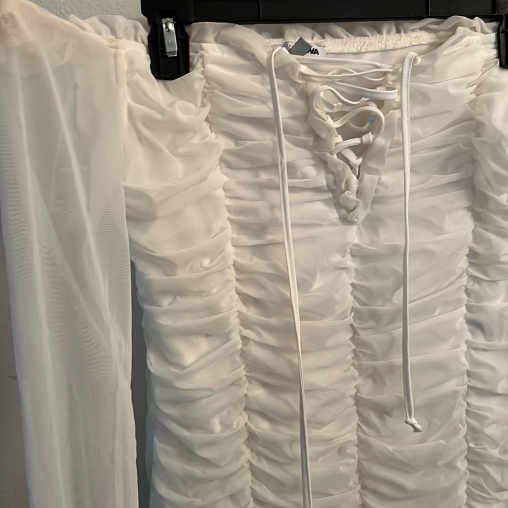 White long sleeve mini dress